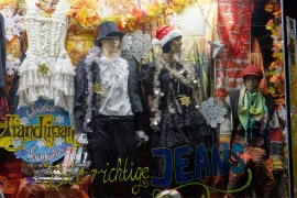 R52_9480_Capture-One_Canon-R5Mk2-Camera-Standard